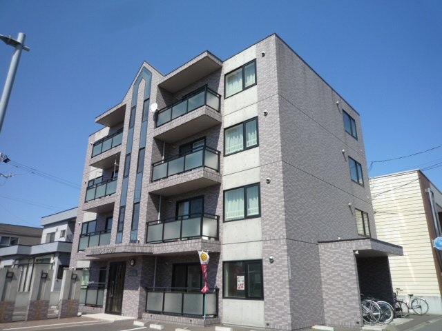 ルピナス・Ｔコート