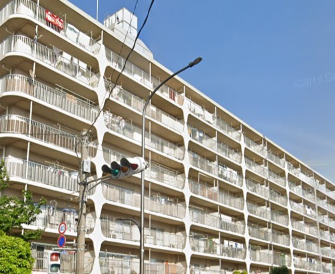 日商岩井草加マンションの外観|きれいな外観です