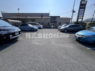 【駐車場】
