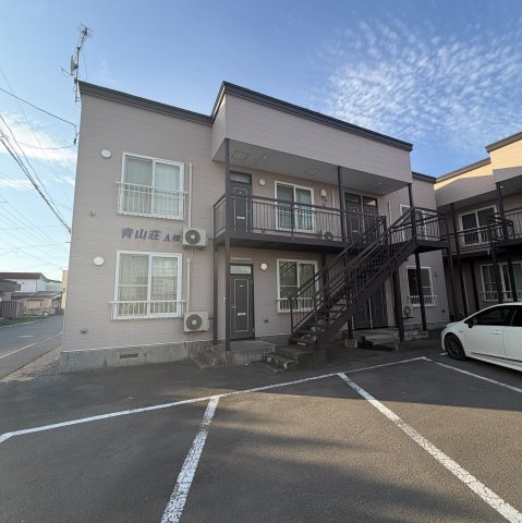 青山荘の外観