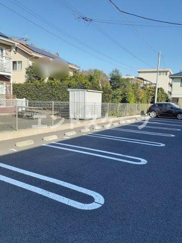 ヴィラ　プラシードＡの駐車場|高崎、前橋のお部屋探しはエンドスケープまで！お客様の理想お聞かせ下さい♪