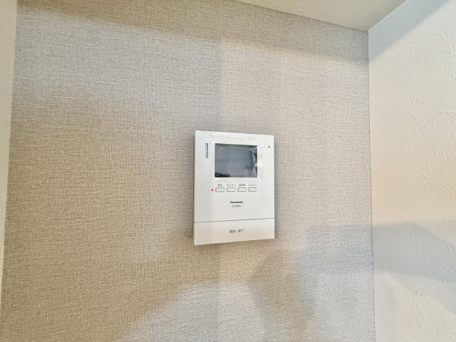 駅まで徒歩5分&3LDK高層階8階住戸！ファミール富士見の防犯設備