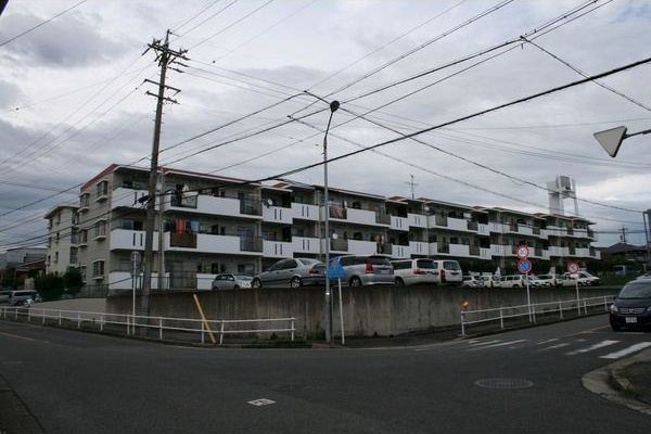 サンハイツひさしの外観