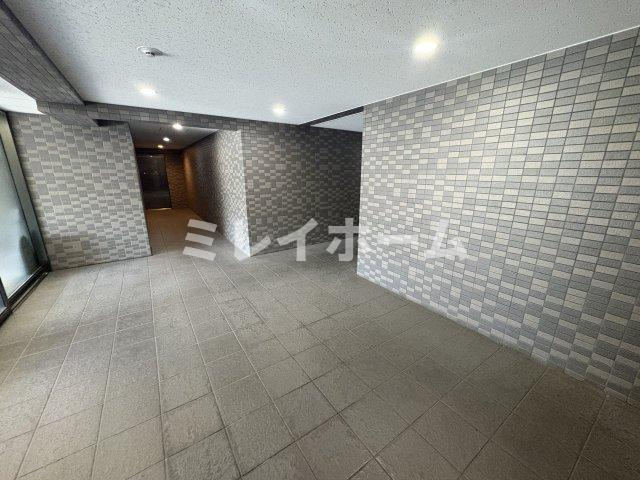 ルーブル東蒲田六番館のロビー