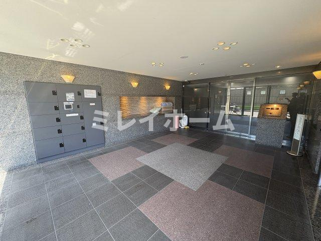 ルーブル東蒲田六番館のロビー