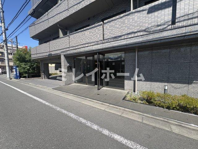 ルーブル東蒲田六番館のエントランス