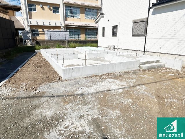 泉佐野市野出町　第1期　新築一戸建ての外観|現在建築中！落ち着いた街並みで新生活を始めることが出来そう！周辺の物件も併せてご紹介させて頂きます！