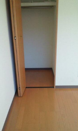 中野区野方５丁目のアパートの収納