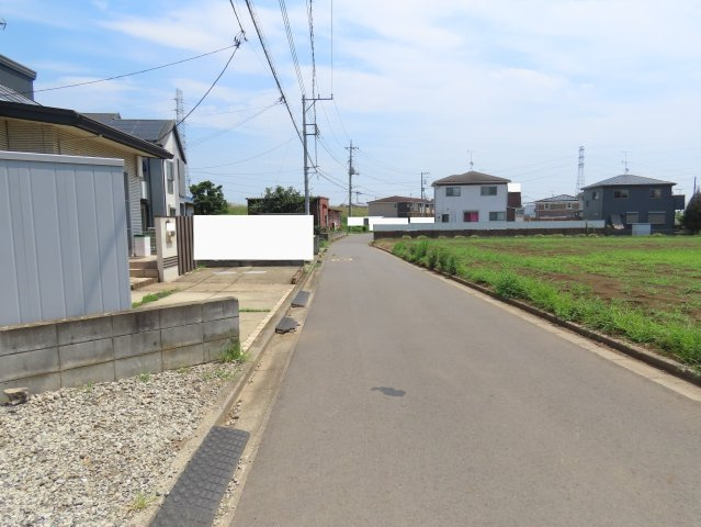 川越市小堤売地の前面道路含む現地写真