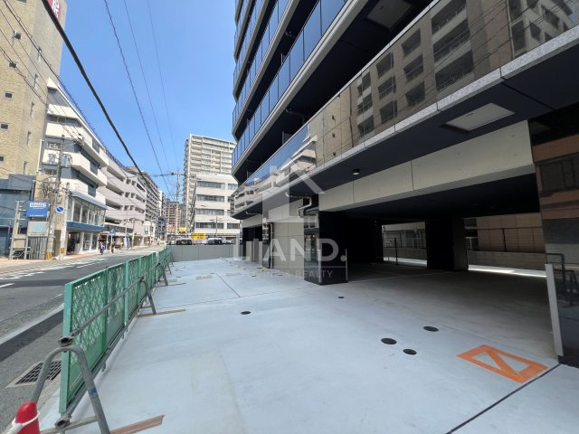 S-RESIDENCE薬院aureate　警固小学校区の駐車場|S-RESIDENCE薬院aureate
