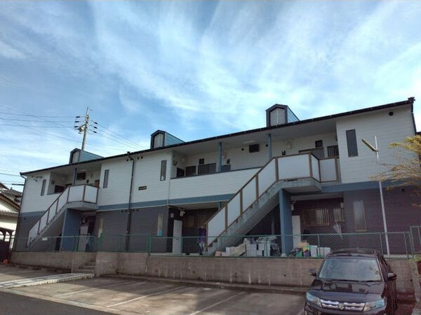 シャトウ山田の外観