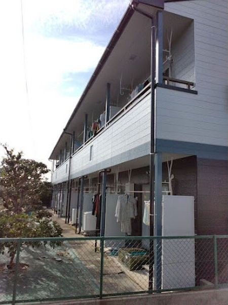 シャトウ山田の外観