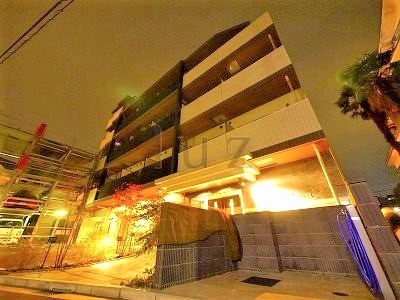 レイリス横浜井土ヶ谷エーゼットの外観