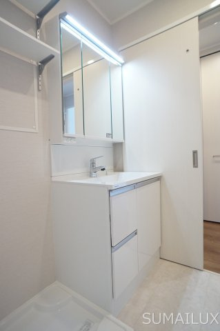 熊本市南区近見６丁目のアパートの独立洗面台
