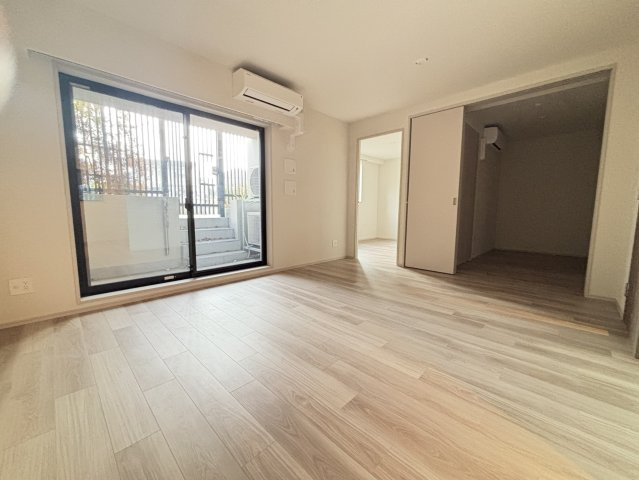 世田谷区桜丘５丁目の賃貸マンションの居間・リビング
