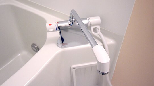 レオパレスハイマート柳ヶ丘Ⅱの浴室|混合水栓です