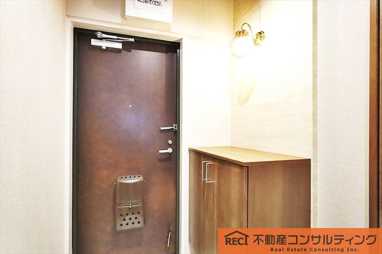 ネオダイキョー甲子園Ⅱの玄関