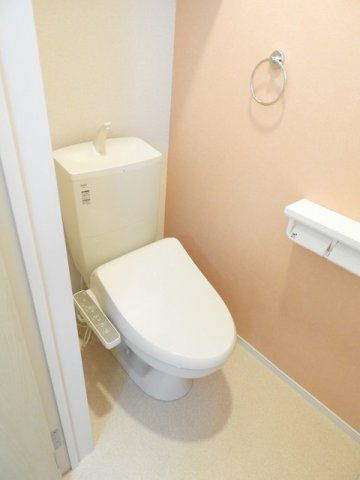 ５ｔｈ　Ａｖｅｎｕｅ　Ｂのトイレ|シンプルで使いやすいトイレです