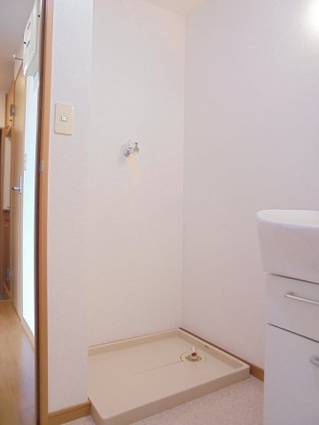 ペスカ　フィオーレの内装|内装は落ち着いています
