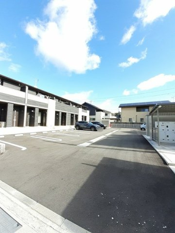 Ｍ’ｓｇａｒｄｅｎ三次十日市南の駐車場|駐車場完備です