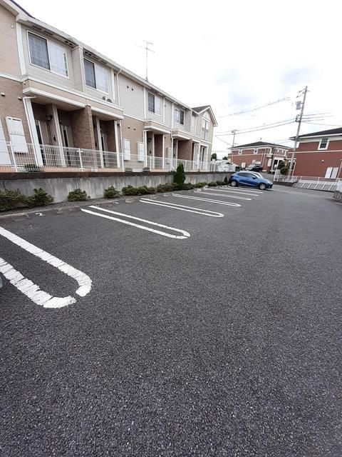 ルミエールⅠの駐車場