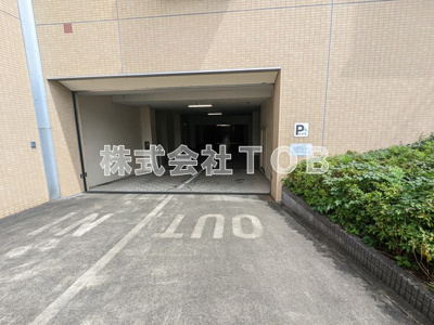 【駐車場】 | エストライフつつじヶ丘三番館