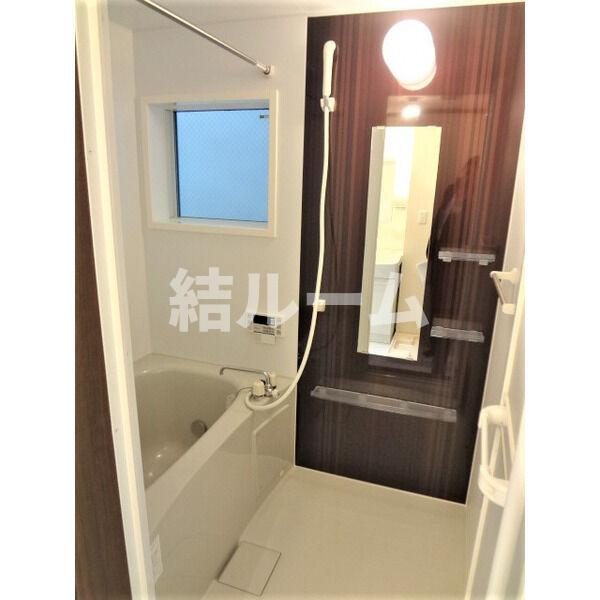 豊島区池袋本町４丁目のアパートの浴室