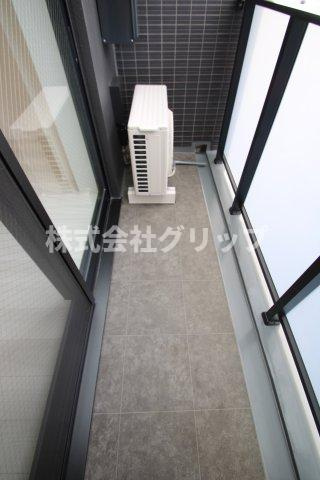 Le'a横濱井土ケ谷弐番館のバルコニー