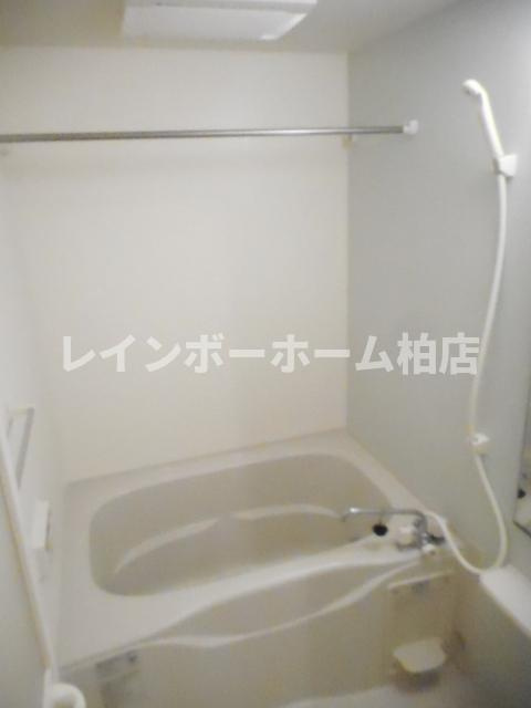 【仲介手数料：50％OFF】対象物件！の浴室|追い焚き機能・浴室乾燥機があります