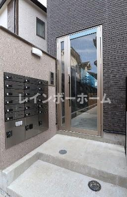 ふじみ野市西１丁目の賃貸マンションのエントランス