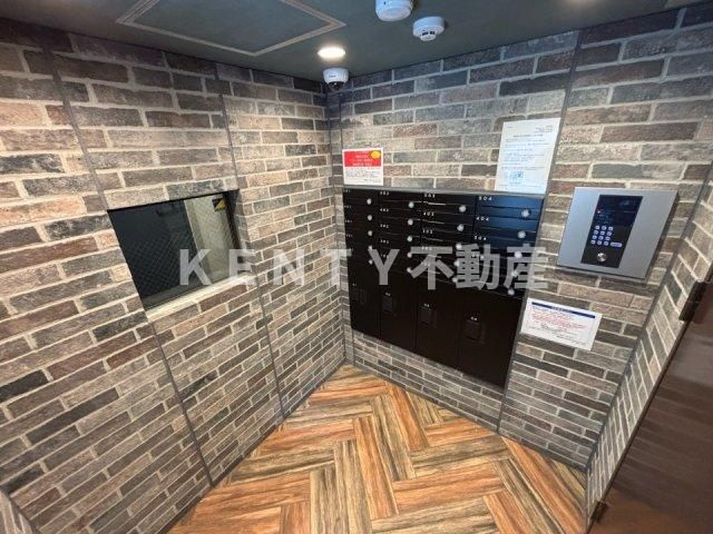 【エントランス】 | ECREDE蒲田　 | 建物の内部です