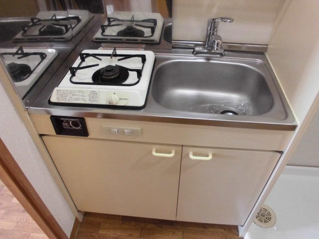 ハイム金山南のキッチン