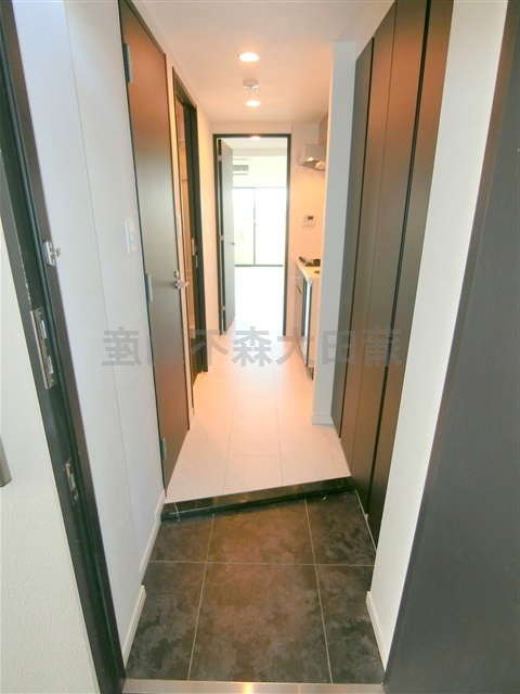 B CITY APARTMENT TOKYO SOUTH(ビーシティアパートメントトーキョーサウスの玄関|玄関