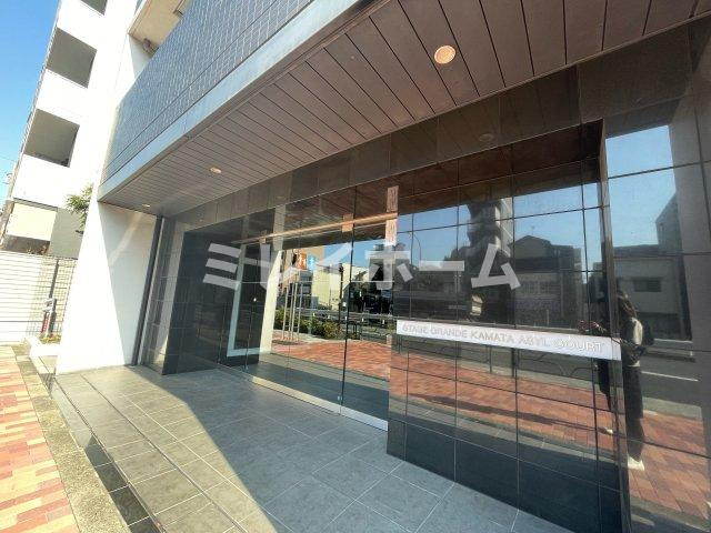 ステージグランデ蒲田アジールコートのエントランス