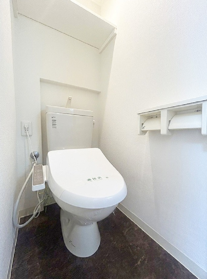 日建ハイツのトイレ|トイレ　温水洗浄便座