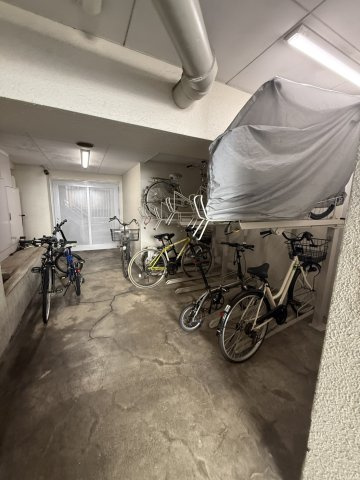 メインステージ入谷の駐輪場