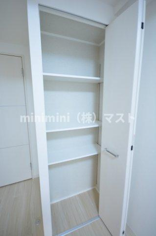 グランパシフィック今里Luxeの収納|別部屋参考写真