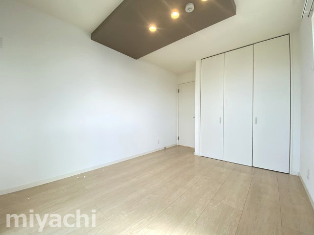 シャーメゾンガーデン福島Cの洋室