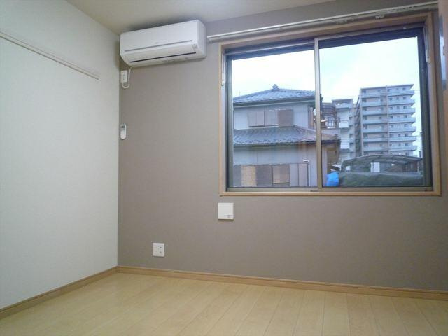 【寝室】