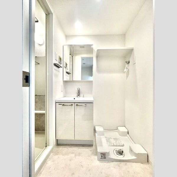 名古屋市東区泉３丁目の賃貸マンションの洗面所