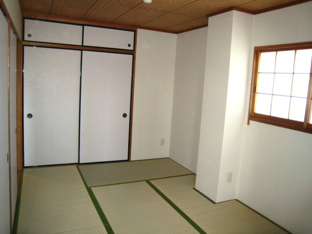 グランドヒルズ当知3番館の和室