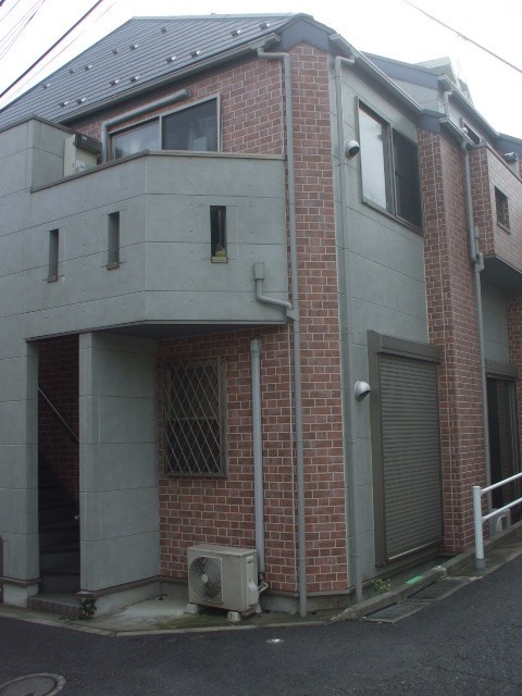 中野区上高田２丁目のアパート