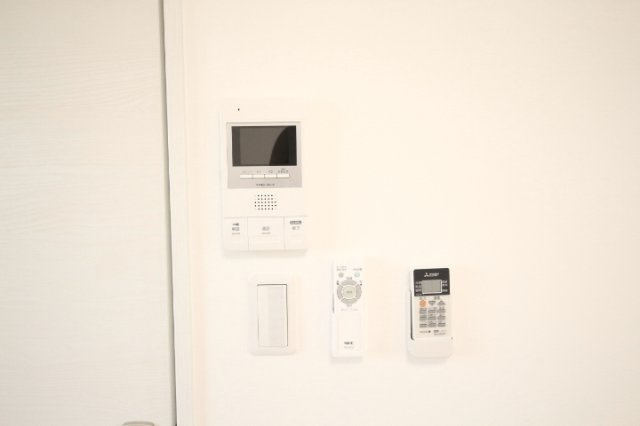 AQUE7のセキュリティ|テレビ付きインターホンあり