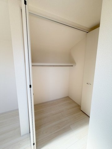 三郷市新和2丁目　新築戸建　全3棟　3号棟の収納|同施工会社の参考写真になります。