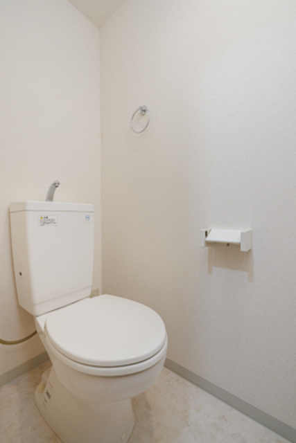 ルミエール妙蓮寺Ⅱのトイレ|※写真は同タイプ住戸です。