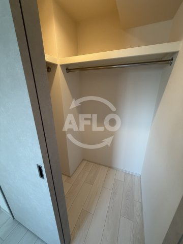 ブランシエスタ上本町の収納|ブランシエスタ上本町　ウォークインクローゼット
