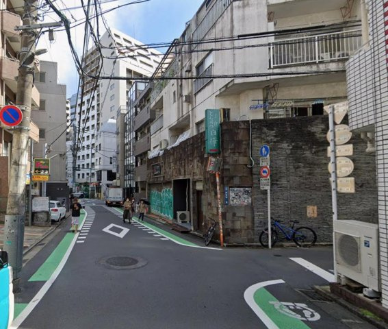 渋谷区神泉町の店舗事務所の周辺