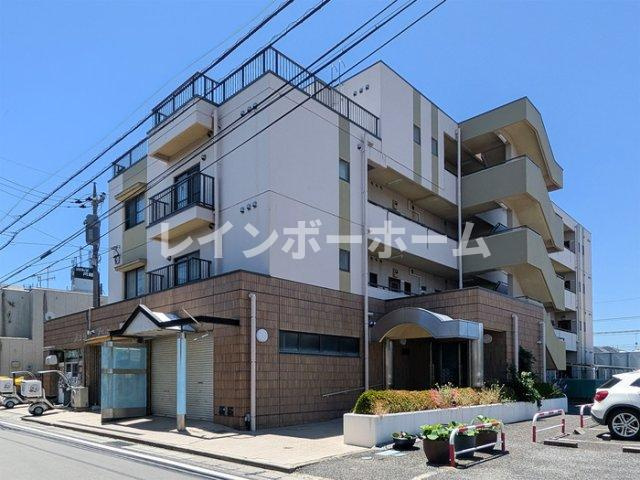 ティーワイパレスの外観