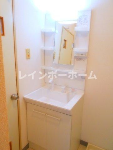 ティーワイパレスの洗面所