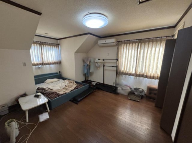 常陸太田市天神林町　中古戸建の洋室